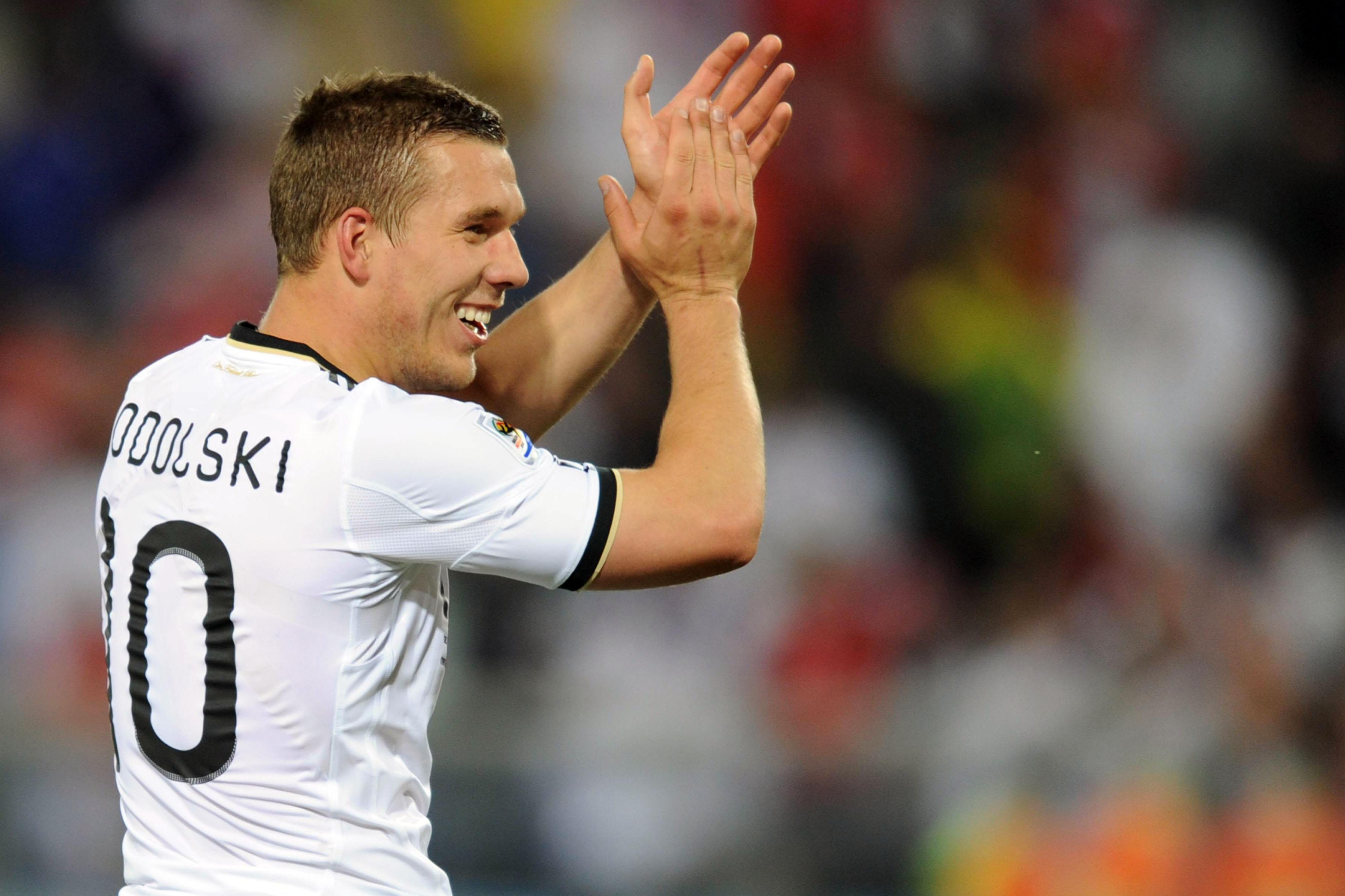 podolski applaude ifa