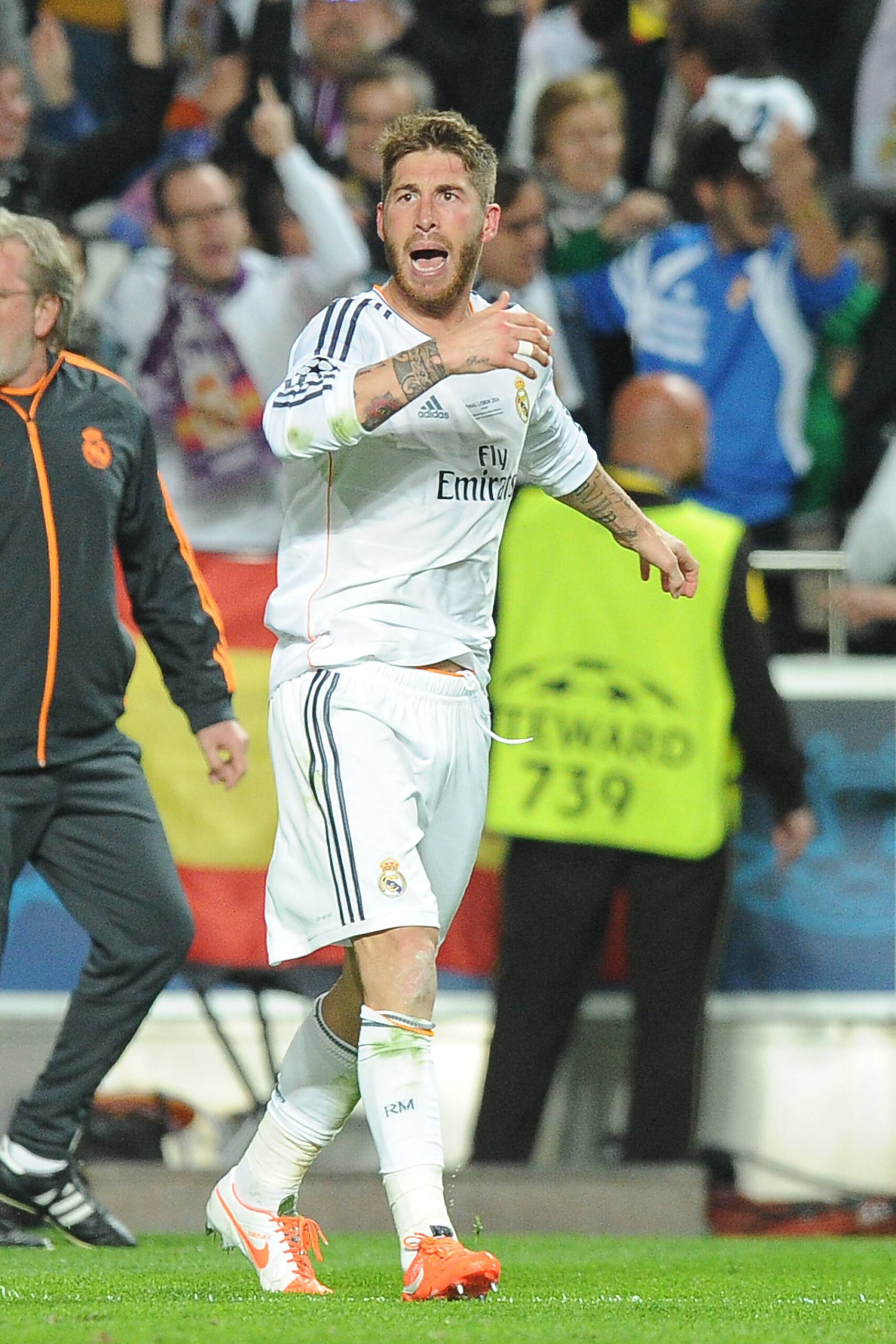 ramos sergio esulta real madrid finale champions maggio 2014 ifa scaled