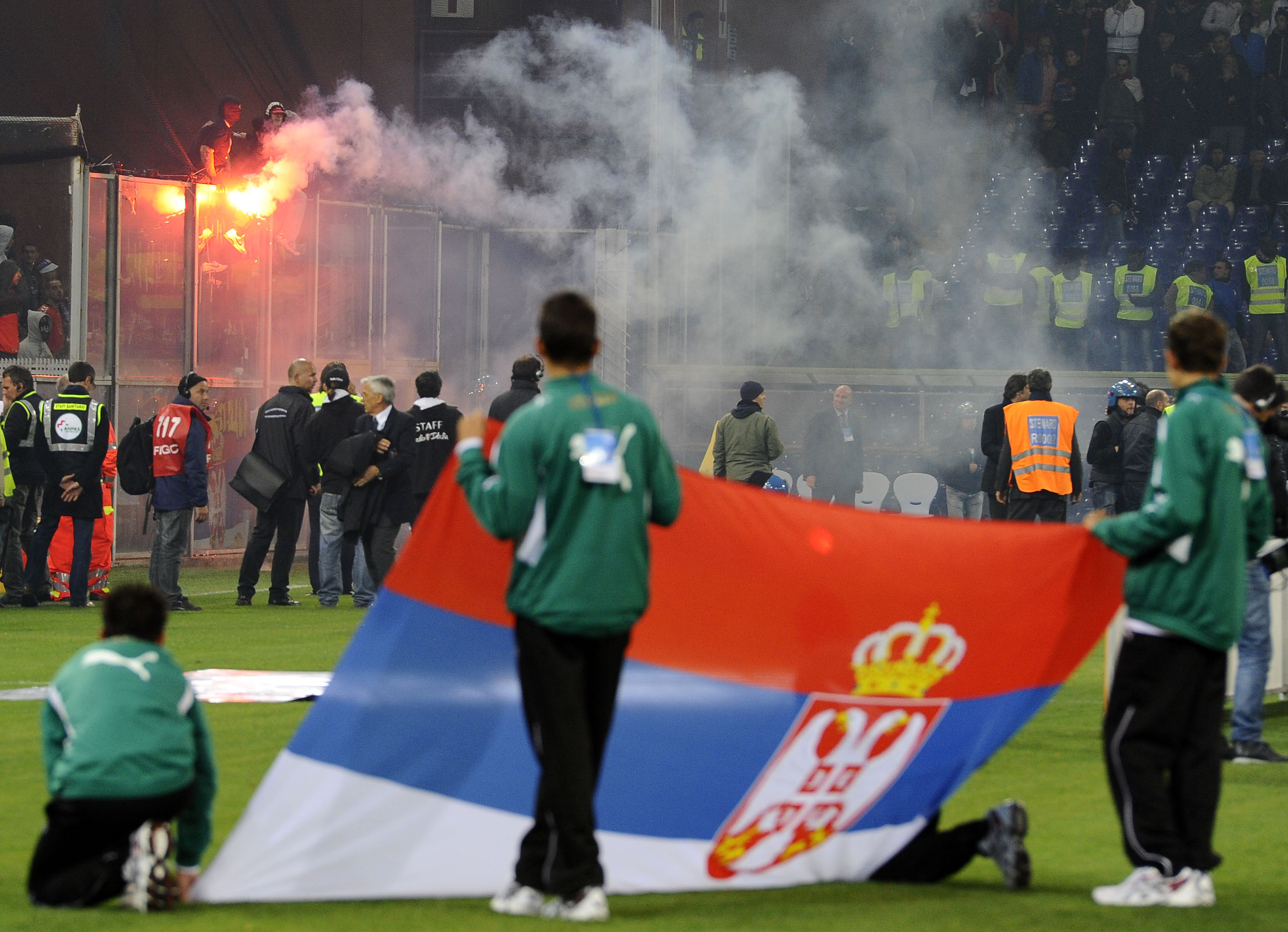 serbia bandiera 2010 ifa