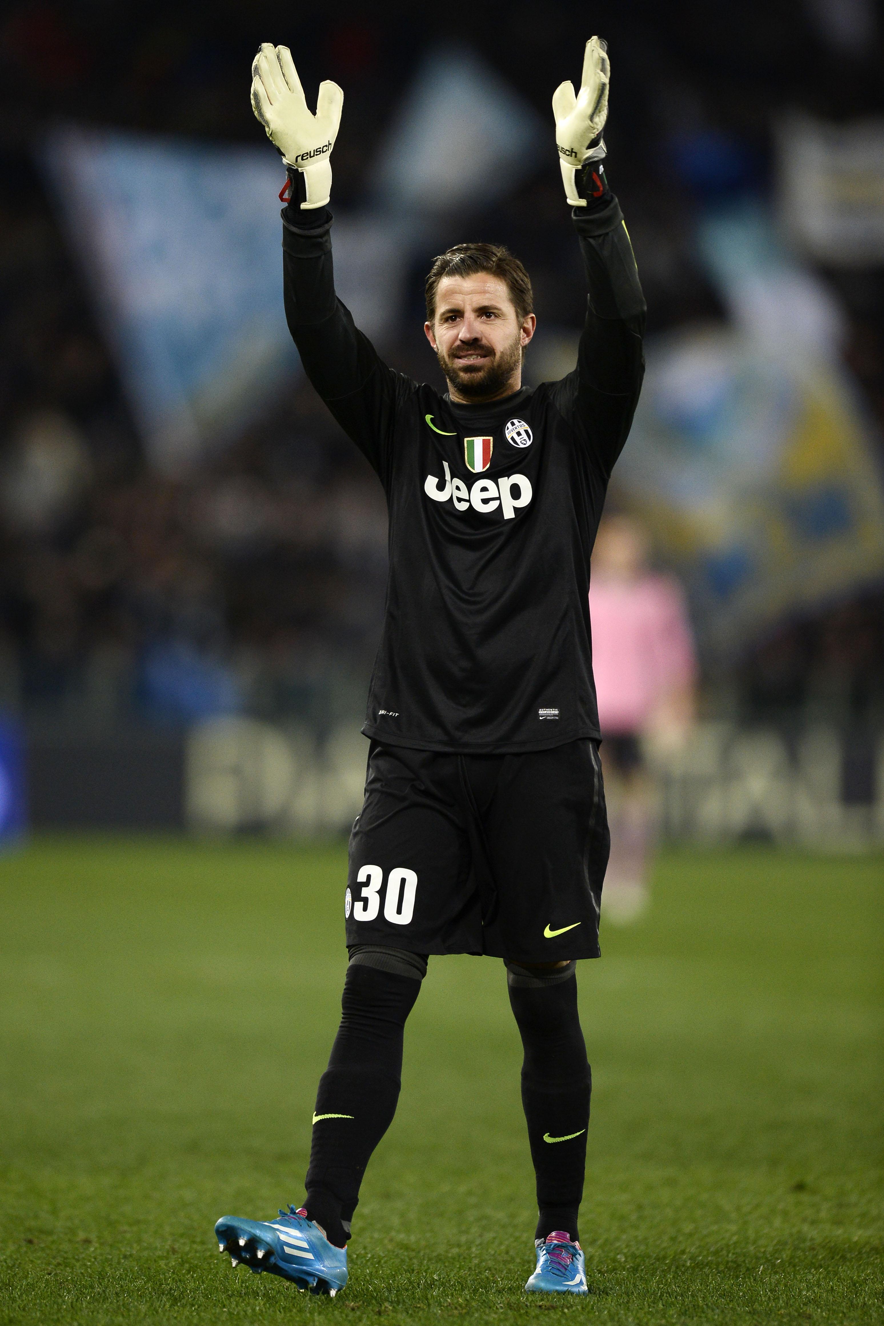 storari applaude juventus gennaio 2014 ifa