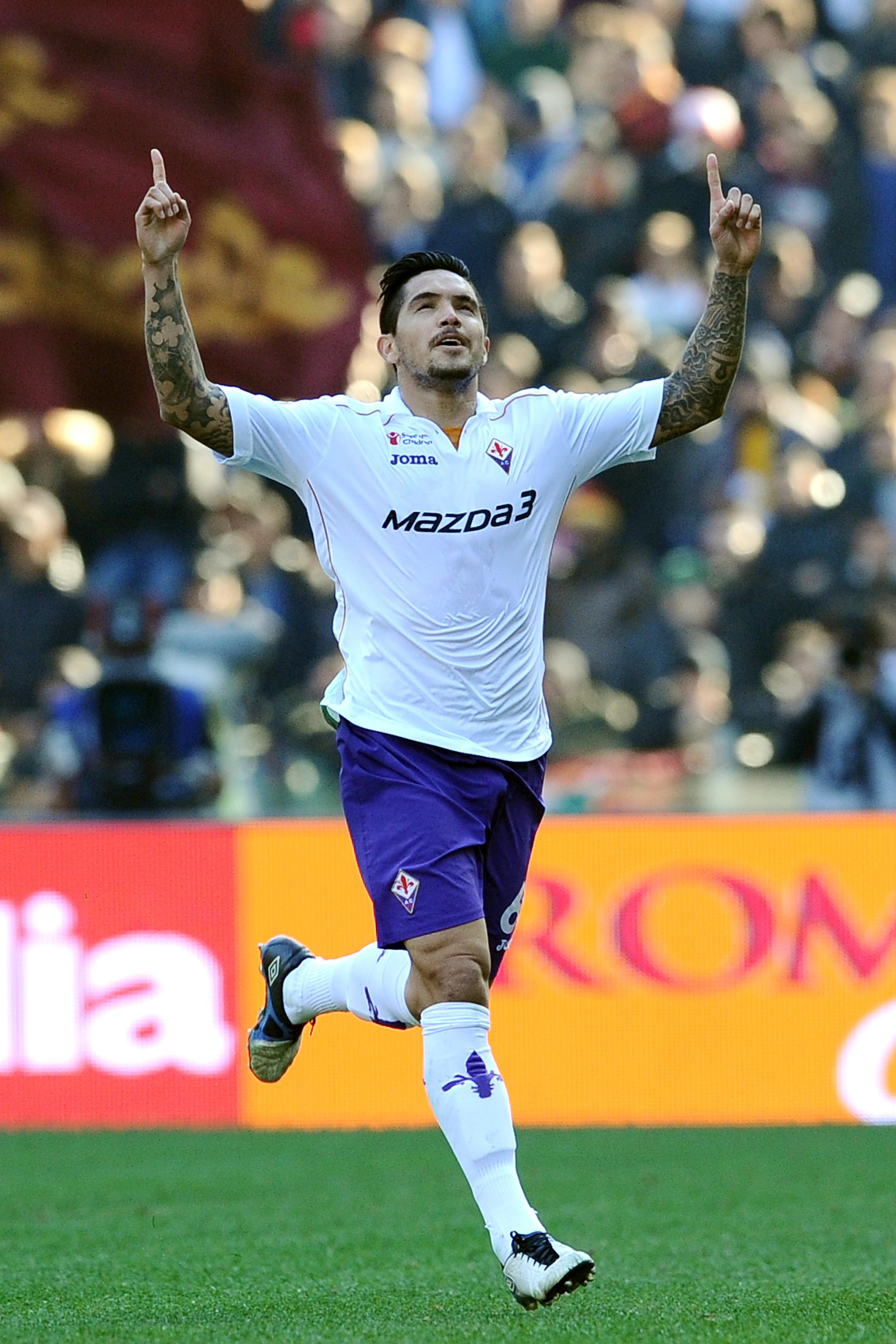 vargas esulta fiorentina away 2013 ifa