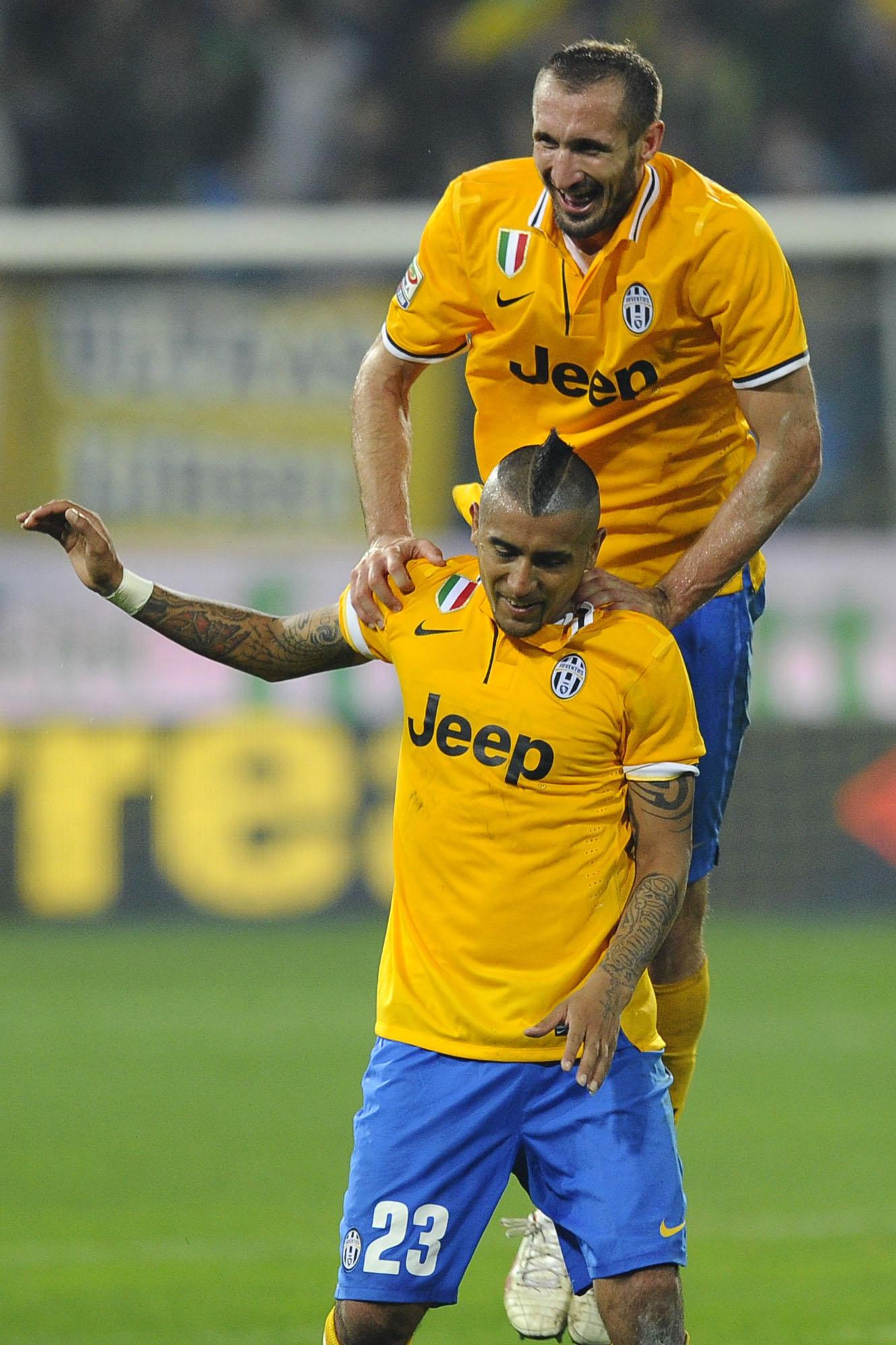 vidal chiellini esultano juventus away 2013 ifa