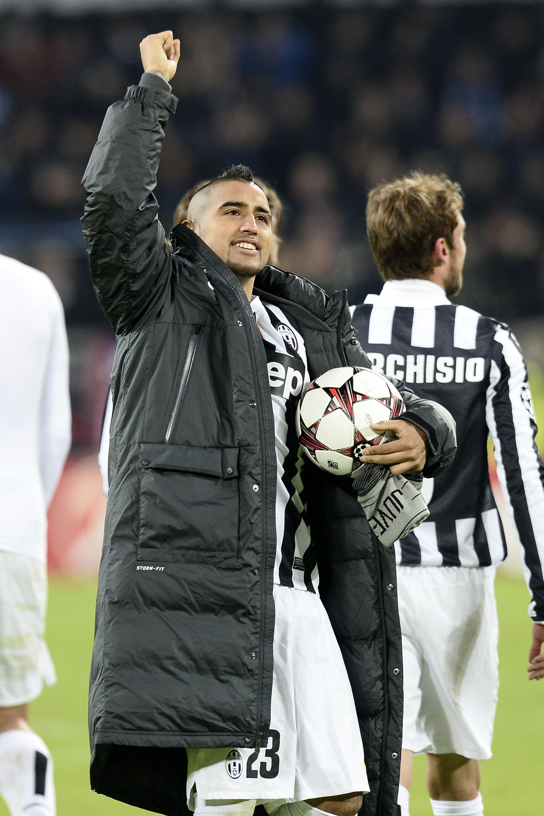 vidal giubbotto esulta juventus champions 2013 ifa