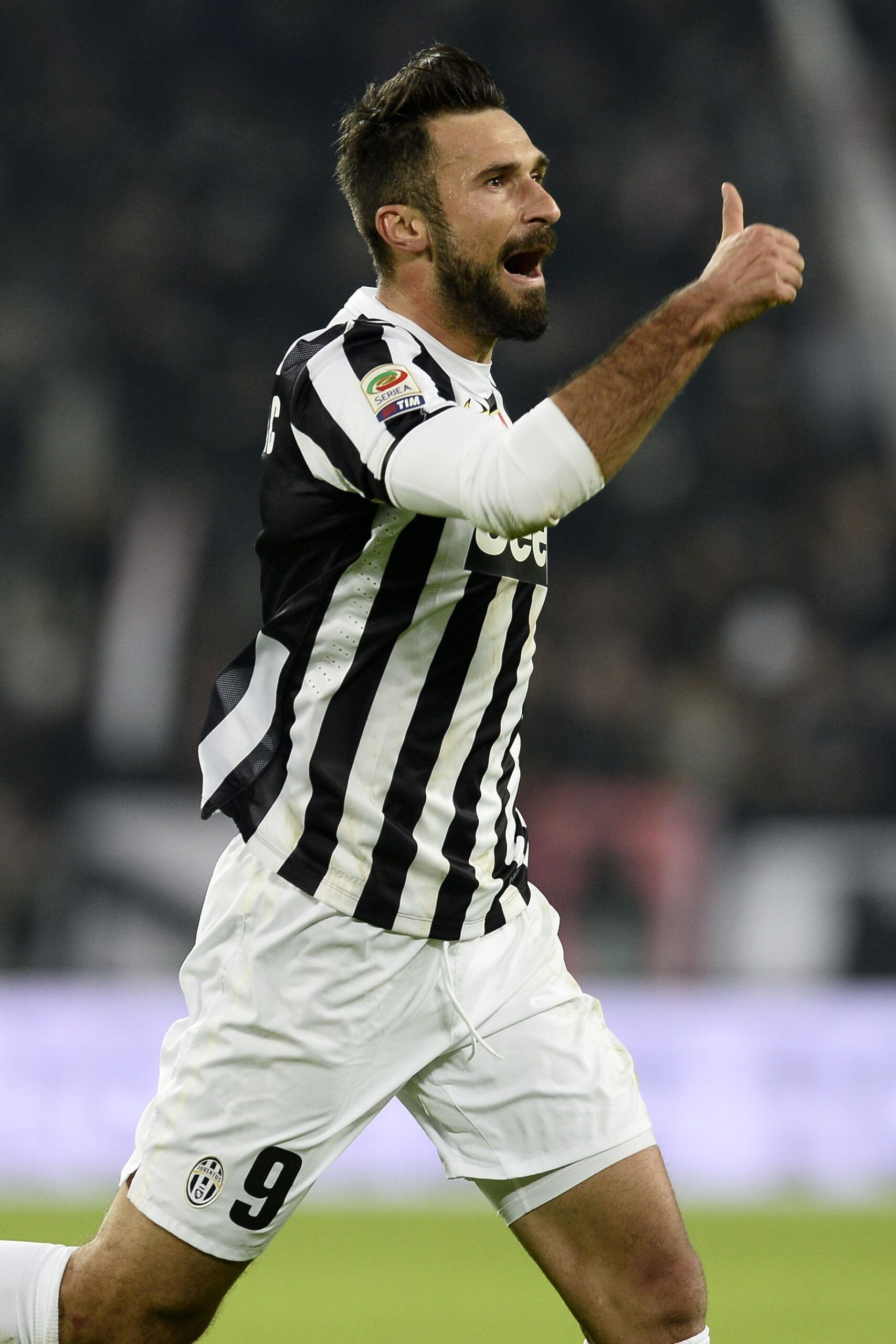 vucinic esulta juventus gennaio 2014 ifa scaled