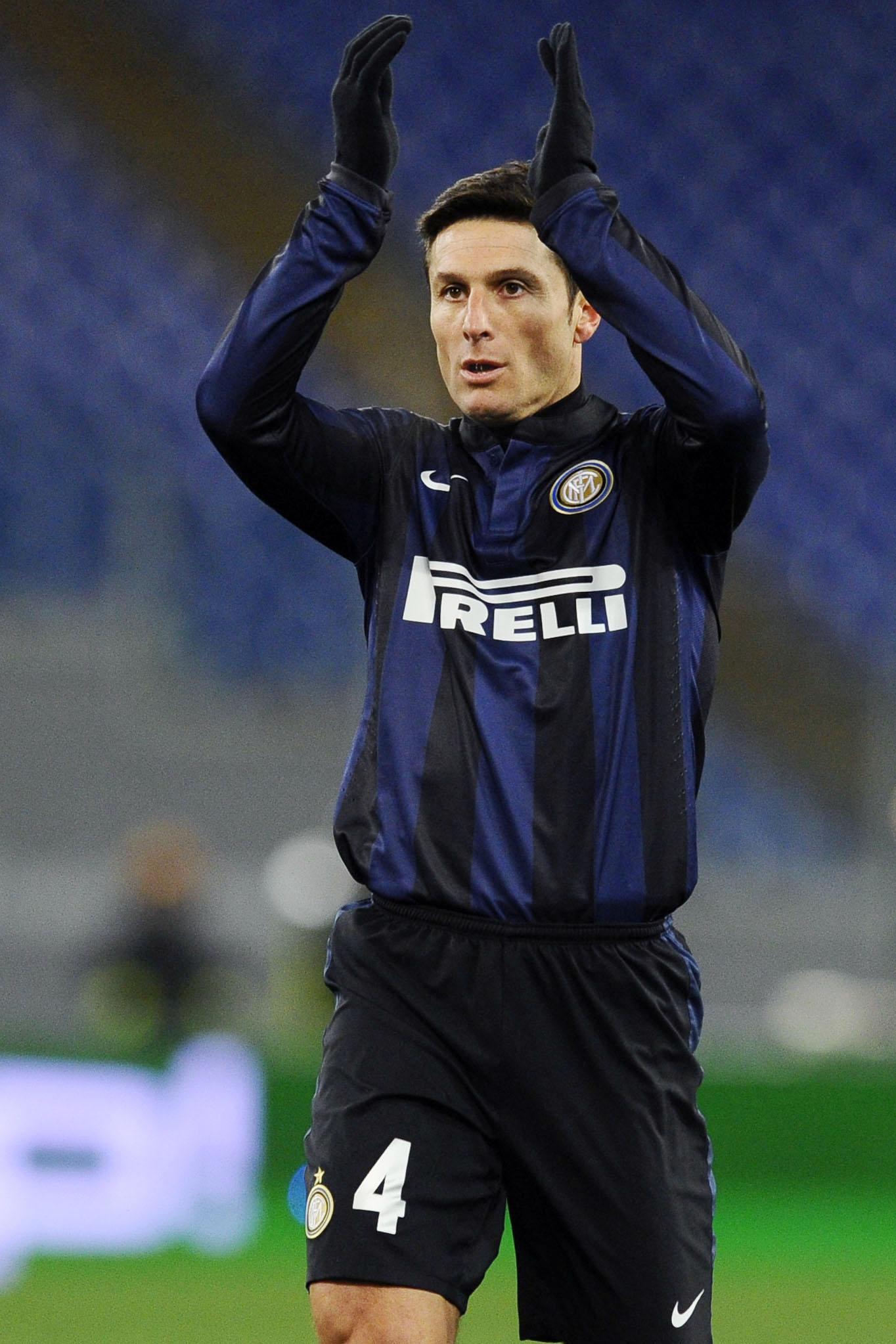 zanetti applaude inter marzo 2014 ifa